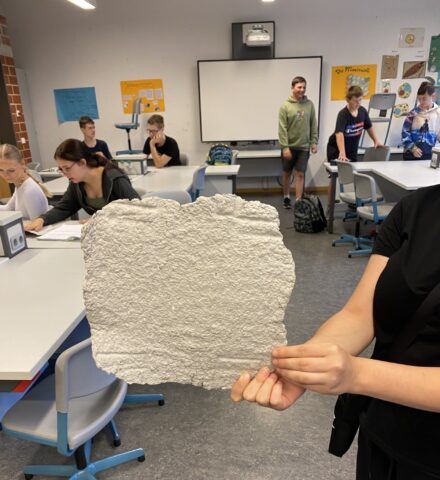 Aus Alt mach Neu – Papier aus Müll